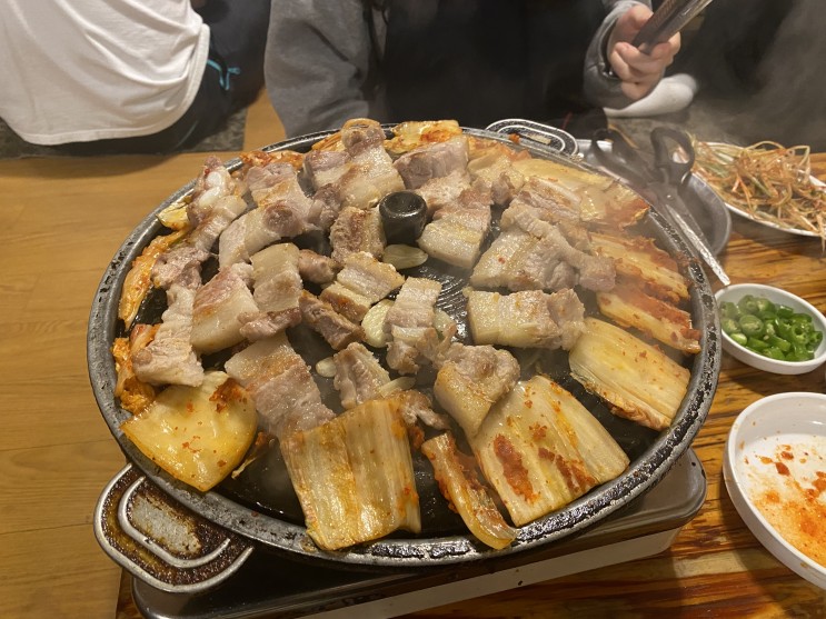 경복궁역 맛집 서촌 대하식당 솥뚜껑 삼겹살