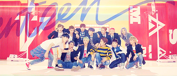 SEVENTEEN 憑依小説: 芝生の中の真の紅一点 01