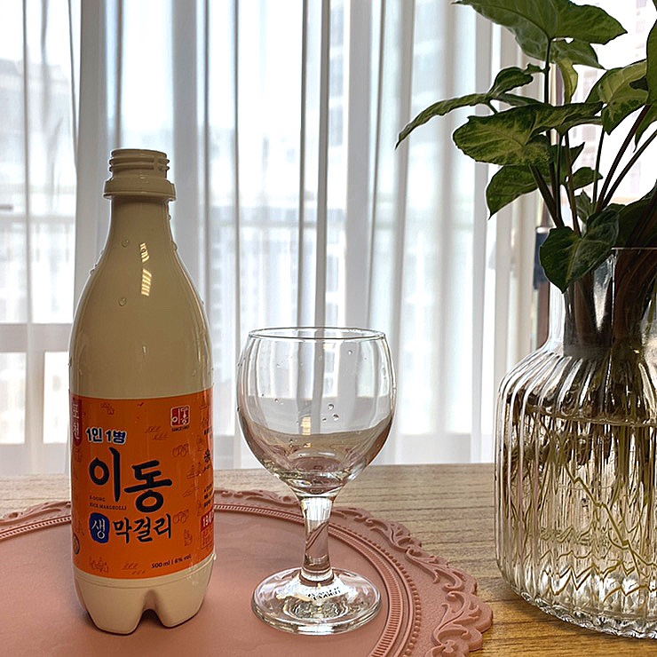  1인 1병 혼술하기 딱 좋은 [이동 생 막걸리] - 가성비 너무 좋아요 