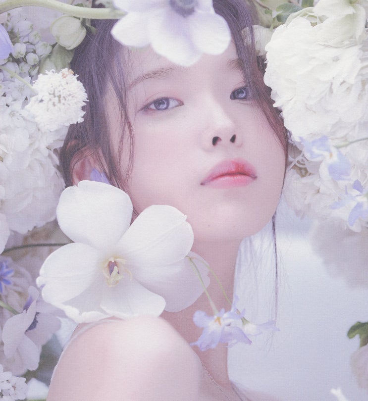 211228 영국 음악지 <b>NME</b> 아이유 라일락 올 최고의 K팝 <b>선정</b>하다