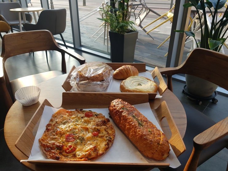 영종도 빵집 케이크 운서동 카페 빵선생 운서역점 맛집!