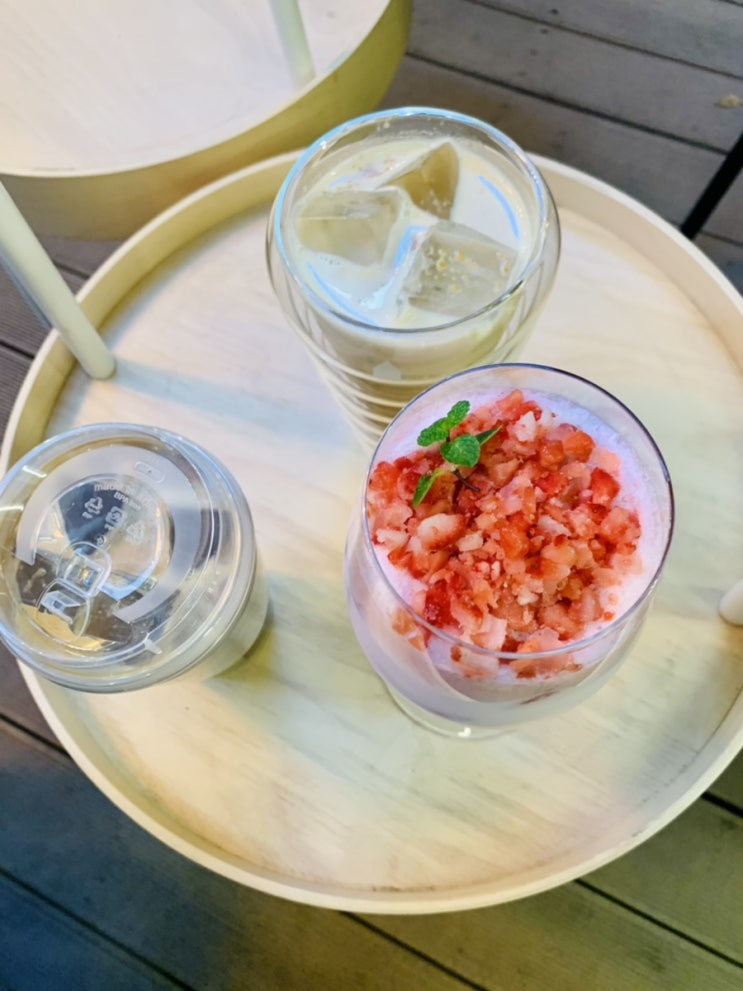  [서초/내방역] 음료 디저트 분위기 맛집 '라바트리'