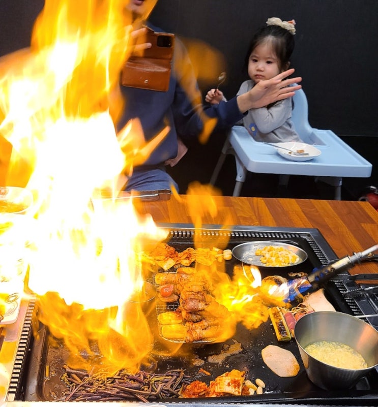  김해 삼계 맛집_ 화돈화우 삼겹살이 대박인 룸식당 고기집