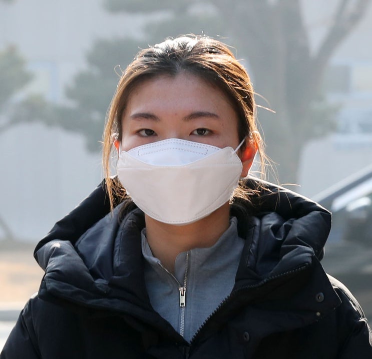 <b>쇼트트랙</b> 심석희 선수 자격정지··· 사적 메시지 처벌 가능할까