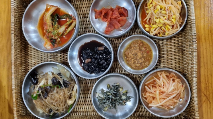 산행후 건강식먹기 (곤지곤지 옹기 보리밥)-내돈 내산