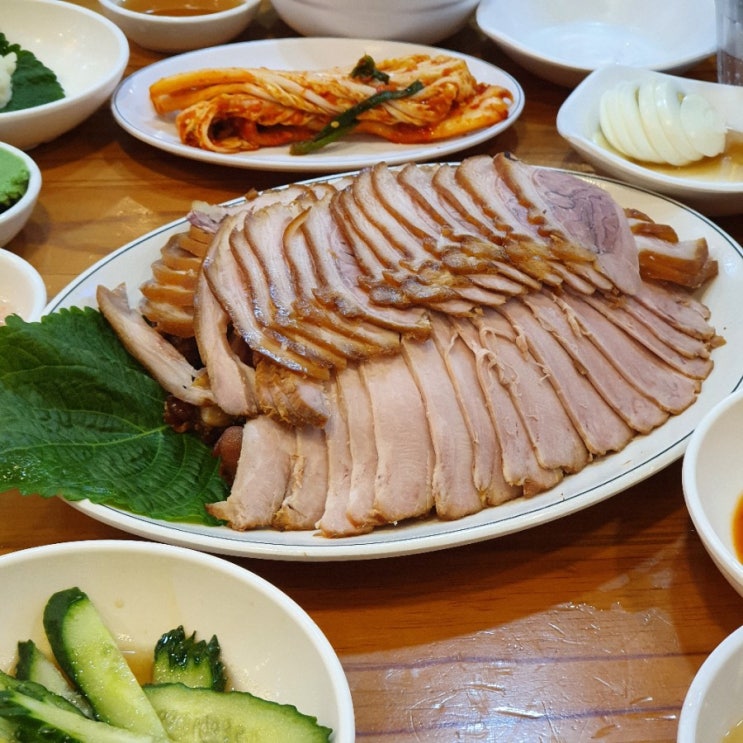  [먹거리 리뷰] 부산 부평동 깡통야시장 족발골목 부산족발 족발 먹어본 후기