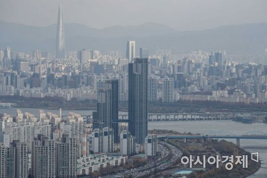 "월급 빚 갚는데 다 쓰고…집값 하락할 수도"