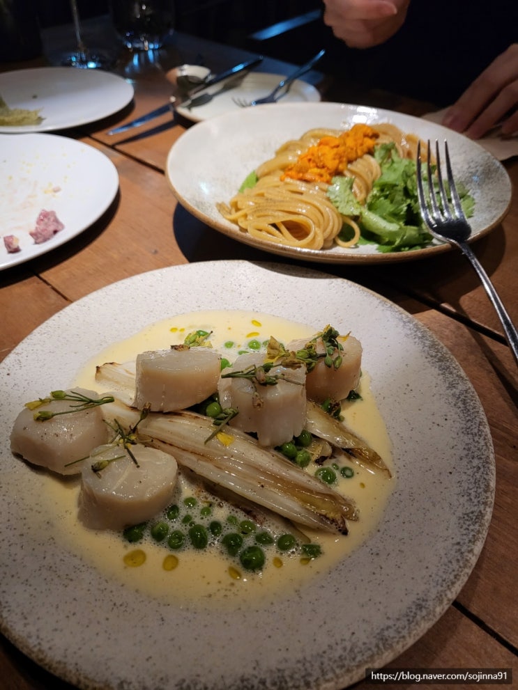  스너그 와인바 분위기도 좋고 와인도 맛난 이곳