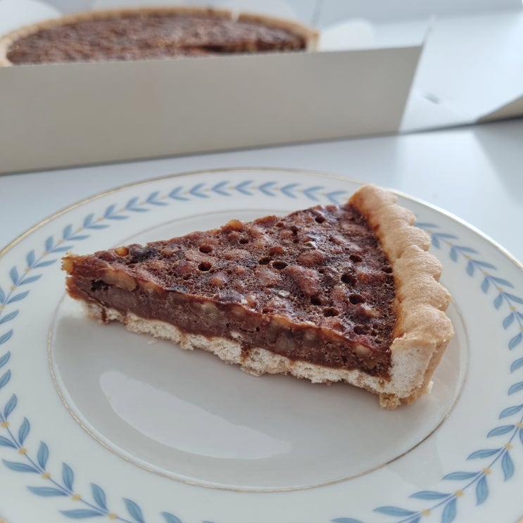 제이오븐 수제 호두파이 | 너무 달지 않아 더 맛있어요