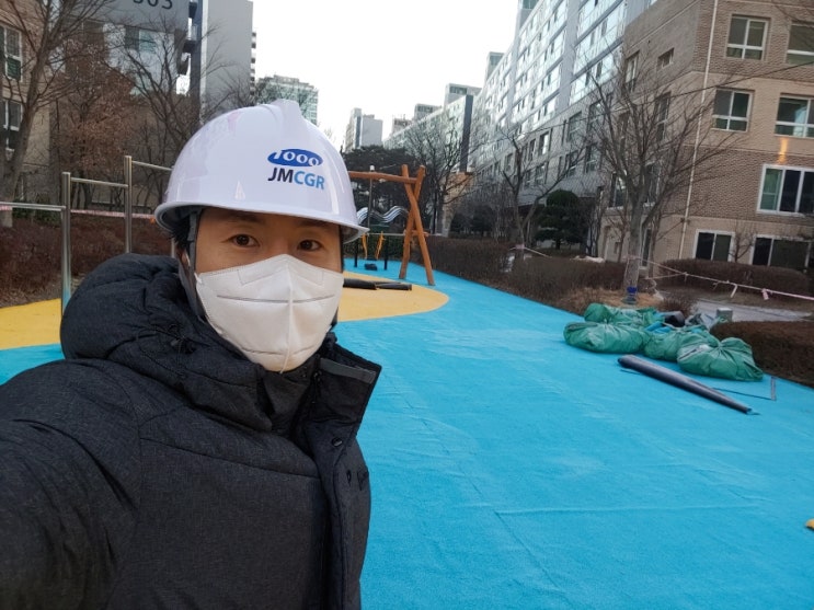  아파트 탄성바닥재 칼라 인조잔디 놀이터 시공