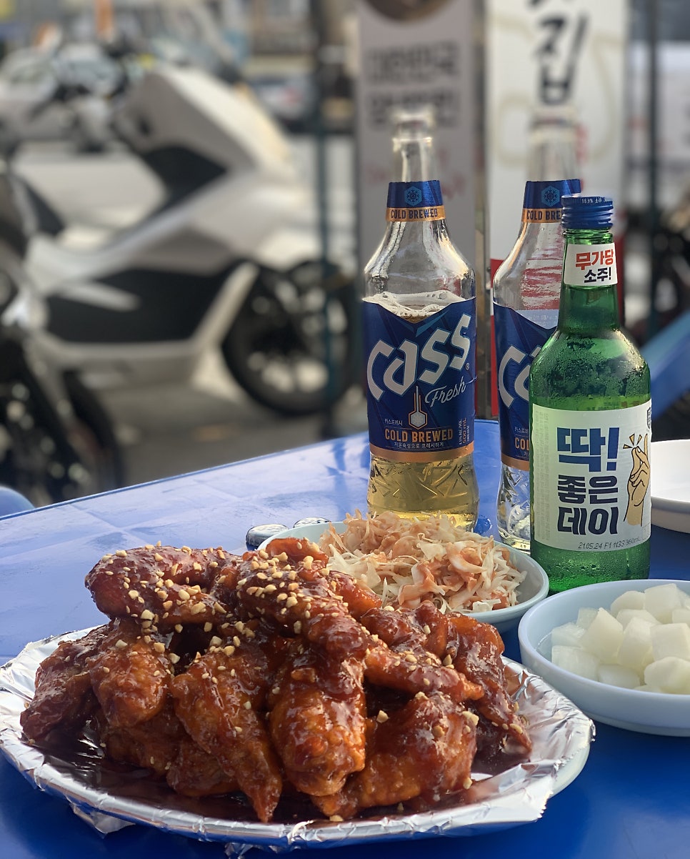처갓집양념치킨 신평점 사진 1
