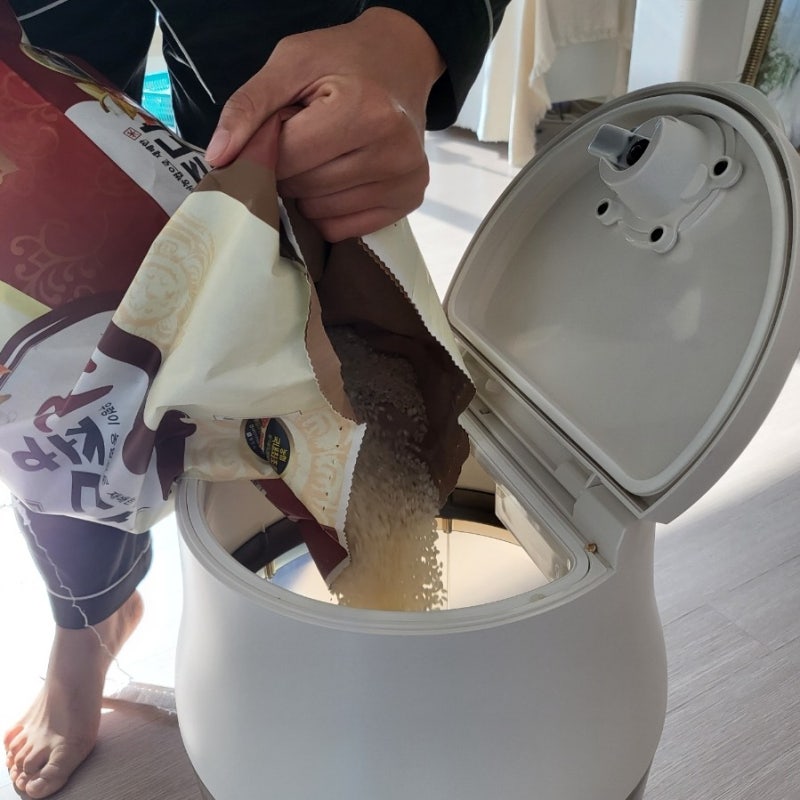 [후기] 기분 좋은 집들이 선물, 락앤락 진공쌀통 20kg plus
