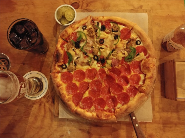  신촌피자맛집 신촌수제맥주 네이버후드