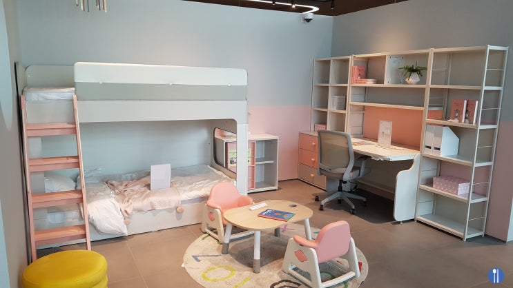 안산가구, 리바트삼성디지털프라자안산본점 원목 어린이 책상세트 안산가구, 리바트삼성디지털프라자안산본점 원목 어린이 책상세트