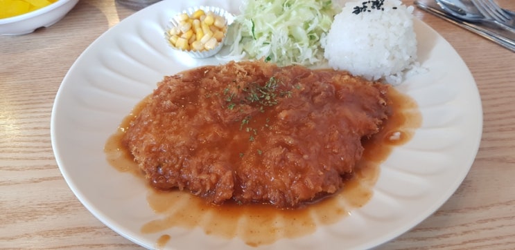 평촌 벌말로 맛집 청실홍실 평촌점 우동 돈가스 점심식사