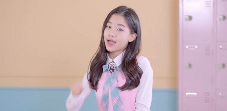  [M/V] 나하은 _ Butterfly [뮤비/가사/듣기]