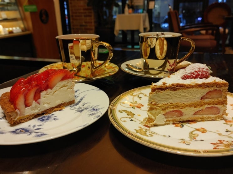  분당 케이크 맛집 서현동 카페 라리 분당점 크리스마스 케이크