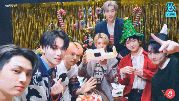  엔하이픈 V라이브 211224 - 해피 홀리데이