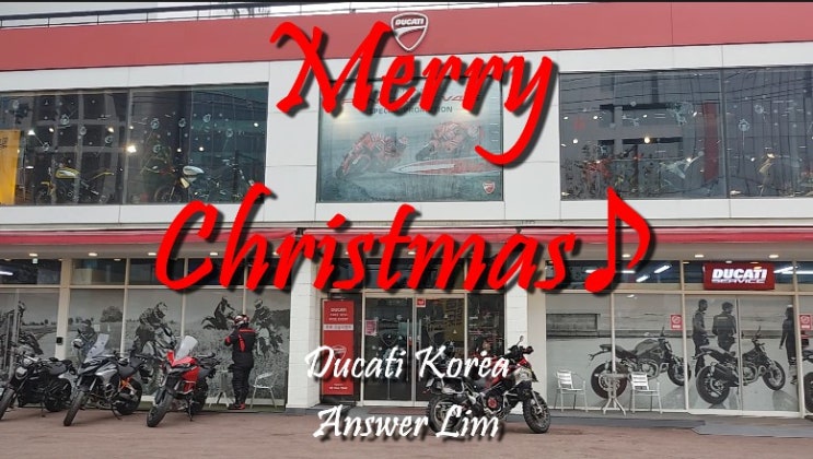 메리 크리스마스~! 비대면 두카티 매장 투어 / Merry Christmas with Ducati YouTube Video