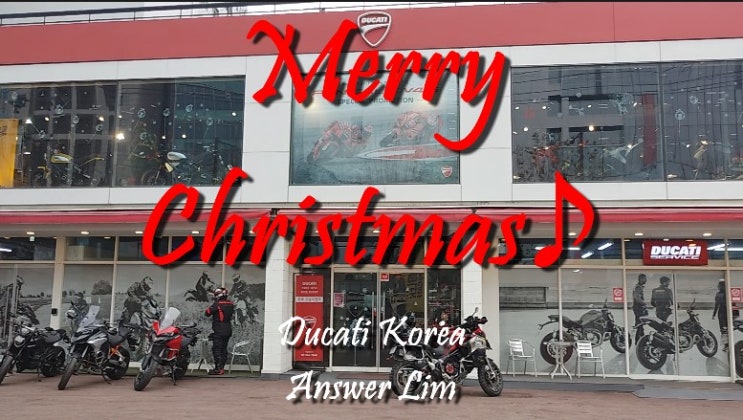  메리 크리스마스~! 비대면 두카티 매장 투어 / Merry Christmas with Ducati YouTube Video