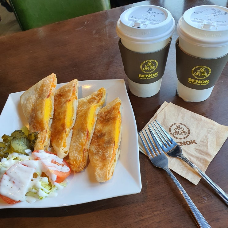  세녹, 사당 브런치와 프리미엄 홍차를 즐길 수 있는 24시 카페