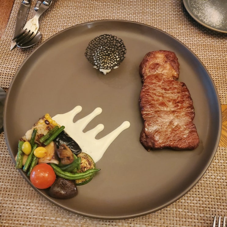  맛있게 분위기있게 분자요리 코알라식당