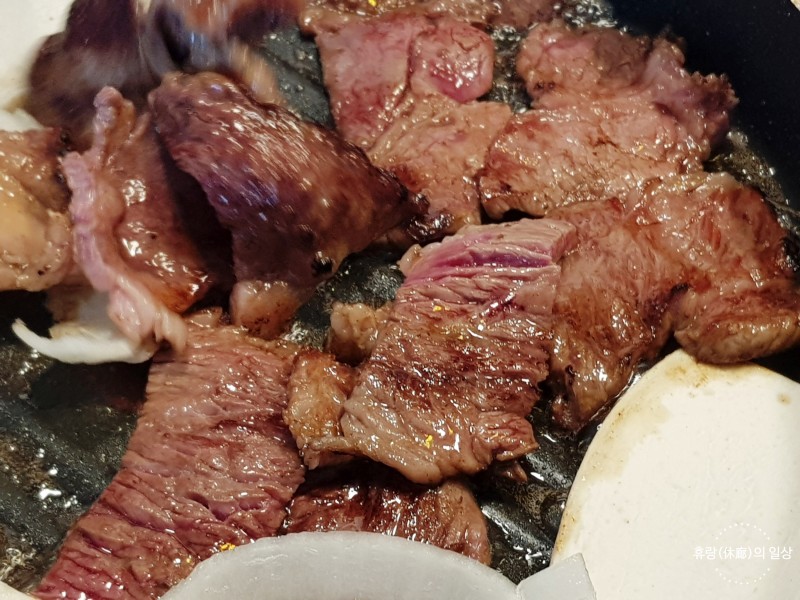 꽃등심 굽는법 집에서 한우 등심 스테이크 소고기 칼로리 : 네이버 블로그