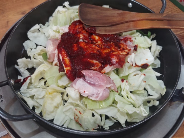  홍대 닭갈비 맛집 우리닭갈비