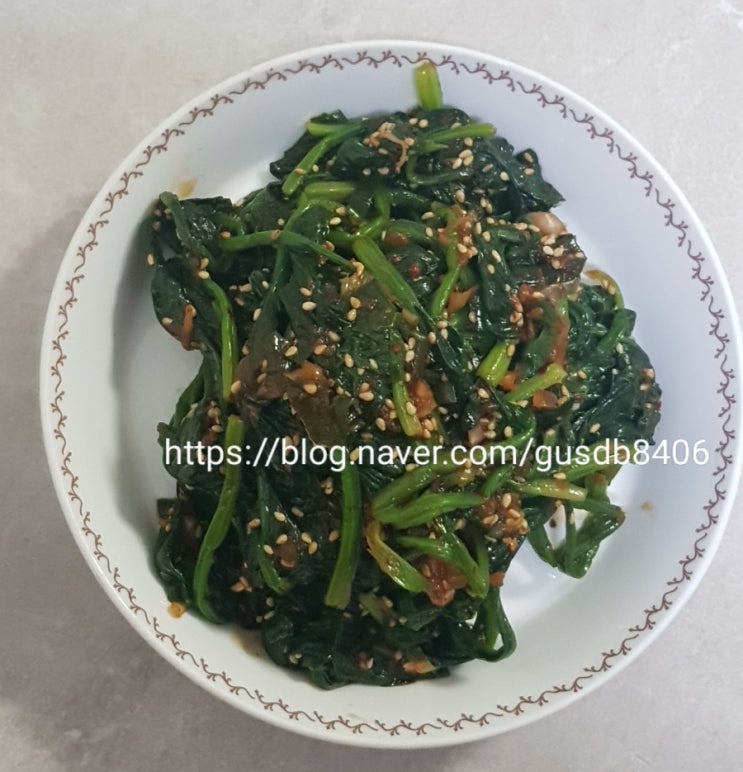 시금치무침 만드는 법 시금치나물 맛있는 양념장~ 시금치무침 만드는 법 시금치나물 맛있는 양념장~