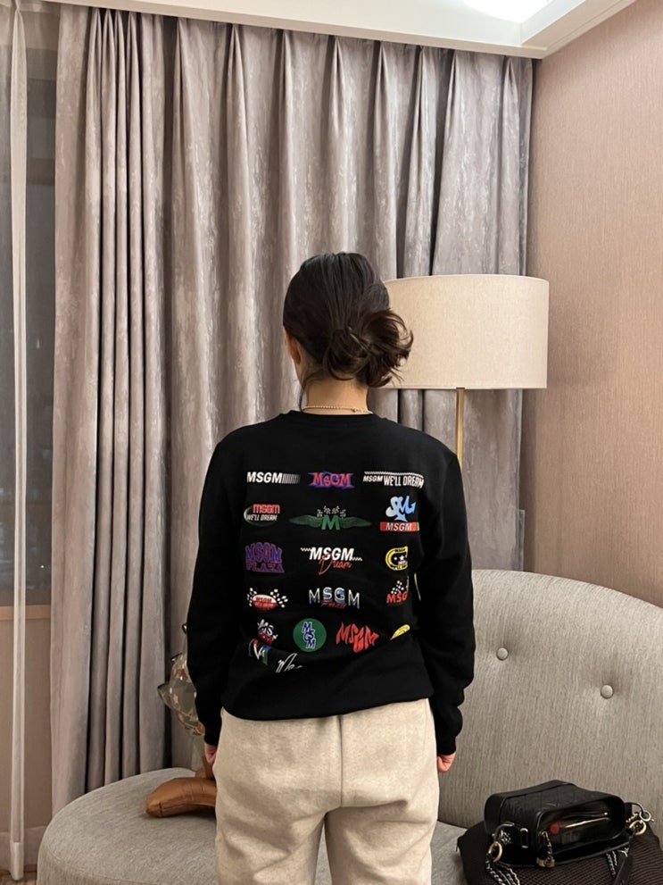  MSGM 키즈 맨투맨, 백 프린트 맨투맨 블랙 키즈 14세 후기 (MS027896)