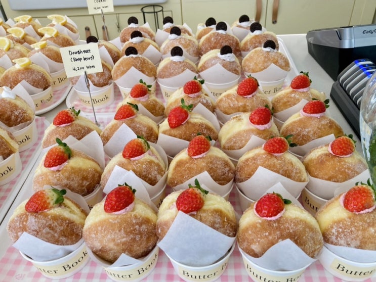 [부산 부산진구] 도넛이 맛있는 전포역 카페 버터북앤쿡