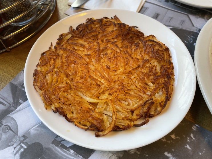  [가로수길 맛집] 오리지널 팬케이크 하우스에 감자전을 팔다니??