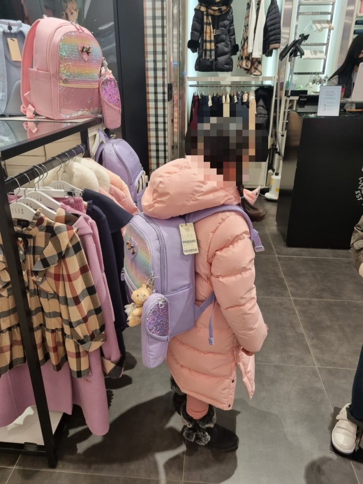 초등학생 책가방 백화점에서 인터넷 가격으로 쇼핑하는 팁 초등학생 책가방 백화점에서 인터넷 가격으로 쇼핑하는 팁