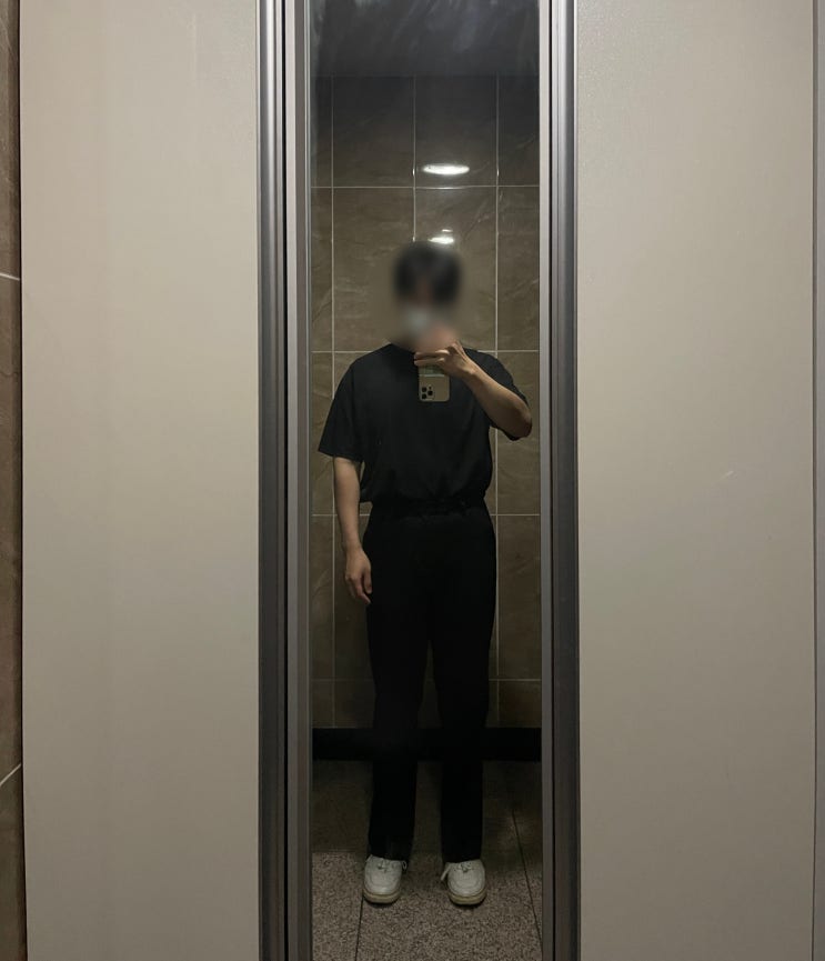 무신사 스탠다드 헤비웨이트 속기모 와이드 히든 밴딩 슬랙스