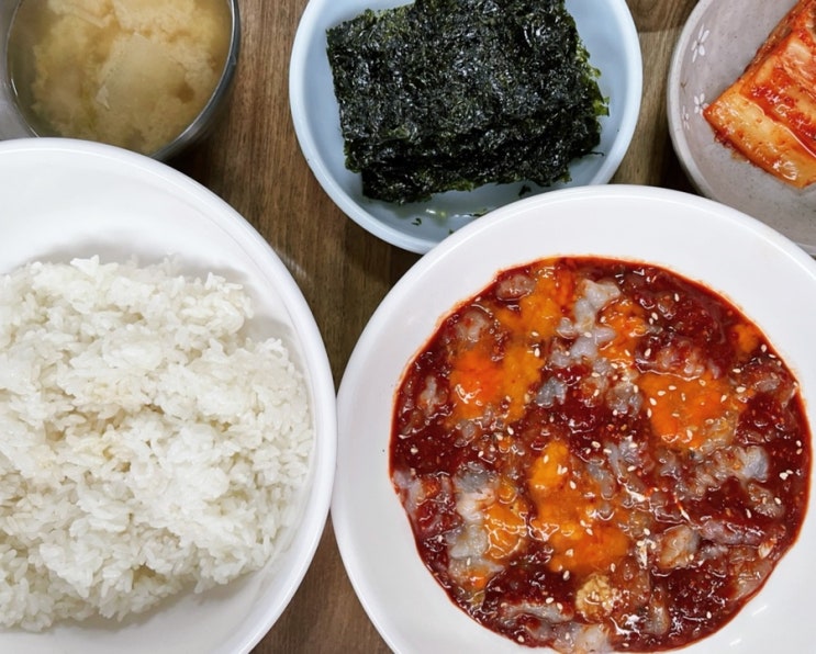  [목포/장터식당] 어깨들썩은 기본 발가락을 춤추게 하는 장터식당 꽃게살비빔밥, 목포 맛집, 목포여행 가볼만한 곳, 생생정보통 맛집, 목포 장터식당 메뉴, 꽃게 효능, 목포맛집추천