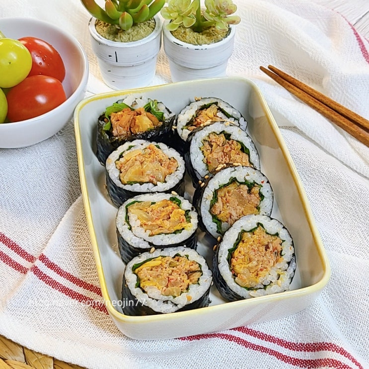 참치김치김밥 간단한 한끼 혼밥에 딱! 맛있는 참치김치볶음 참치김치김밥 간단한 한끼 혼밥에 딱! 맛있는 참치김치볶음