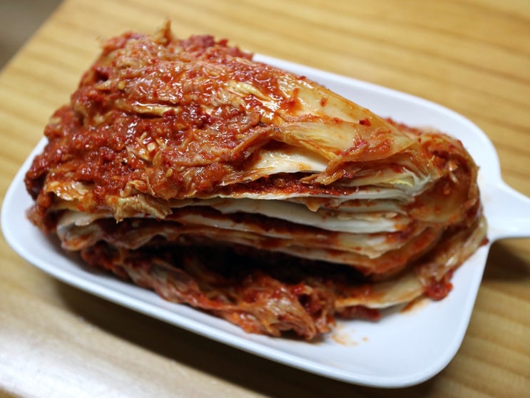  김치쇼핑몰 빅쭌푸드 신제품 매운김치 중독적인 매운맛 대박