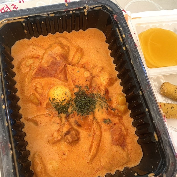  떡군이네떡볶이_서대문점 꾸덕꾸덕 로제떡볶이 배떡 비교