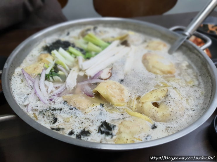 철원 맛집, 솔향기 손만두 버섯전골 그리고 예약 방법