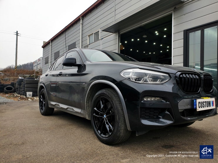 BMW X4 블랙유광 휠도색 휠수리