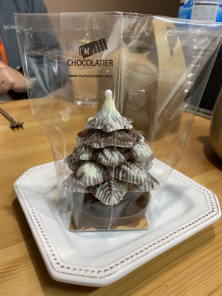 [내돈내산]아임초콜릿티어(I'm chocolatier)에서 초콜릿과 초코케이크를 사 왔어요