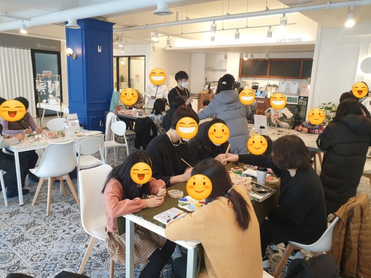  툰즈 X 무한상상실과 함께하는 ‘충주 메이커 페어 인 크리스마스 행사’