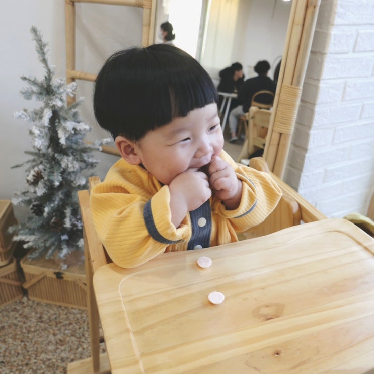  9개월아기 간식 핑거요거트 가루날림 없고 기호성 좋고!