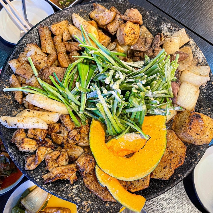  [도산공원/압구정로데오] 깔끔하고 고소한 곱창맛집, "모던곱창"