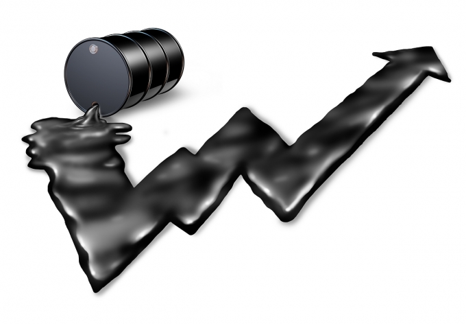 [국제유가] 오미크론 감염 폭증에도 상승… WTI, 2.4%↑