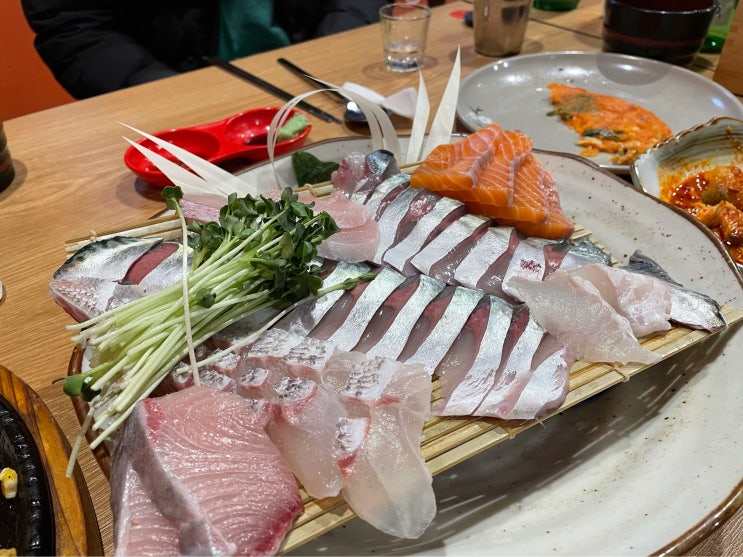  서울 강동구 성내동 : 둔촌동역 : 청조다도해수산 : 산고등어회 고등어초절임 맛집 : 대방어 맛집
