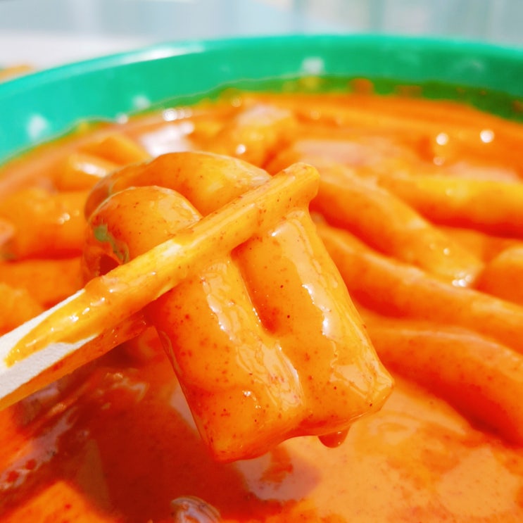 올해의 로제떡볶이 신전떡볶이 · 배떡 · 동대문엽기떡볶이 내 취향 모음!