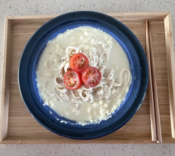  고소한 두부면 콩국수 - 채식 메뉴 추천