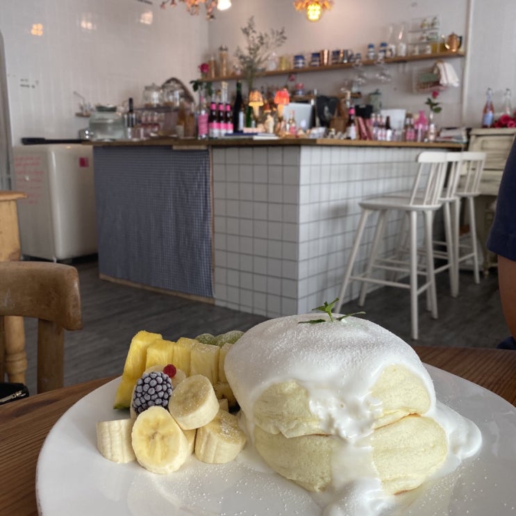 [부산] 레브꽁뜨 - 남천동 수플레 팬케이크가 맛있는 브런치카페 (REVE CONTE)