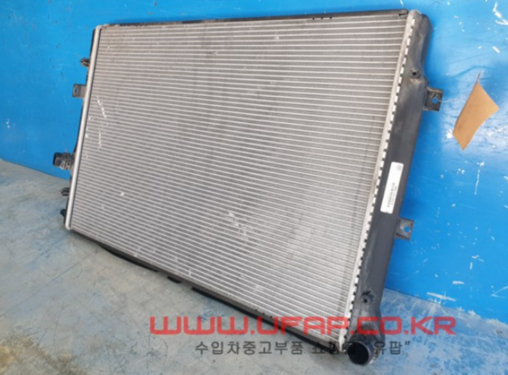  폭스바겐 중고차부품 (티구안 1세대 라디에이터)